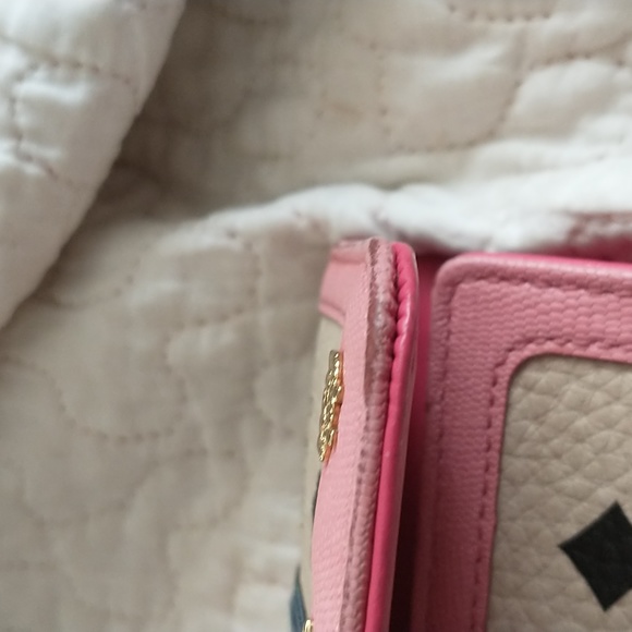 MCM WALLET! Great SALE! - Picture 15 of 16